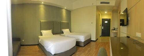 Фото Livingston Hotel