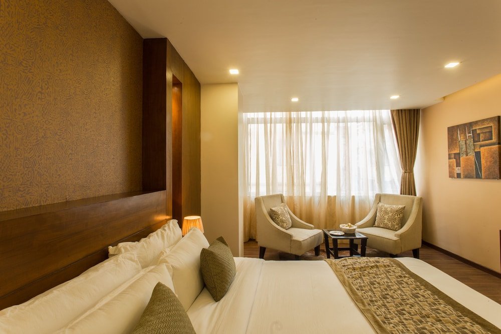 Фото Yatri Suites & SPA