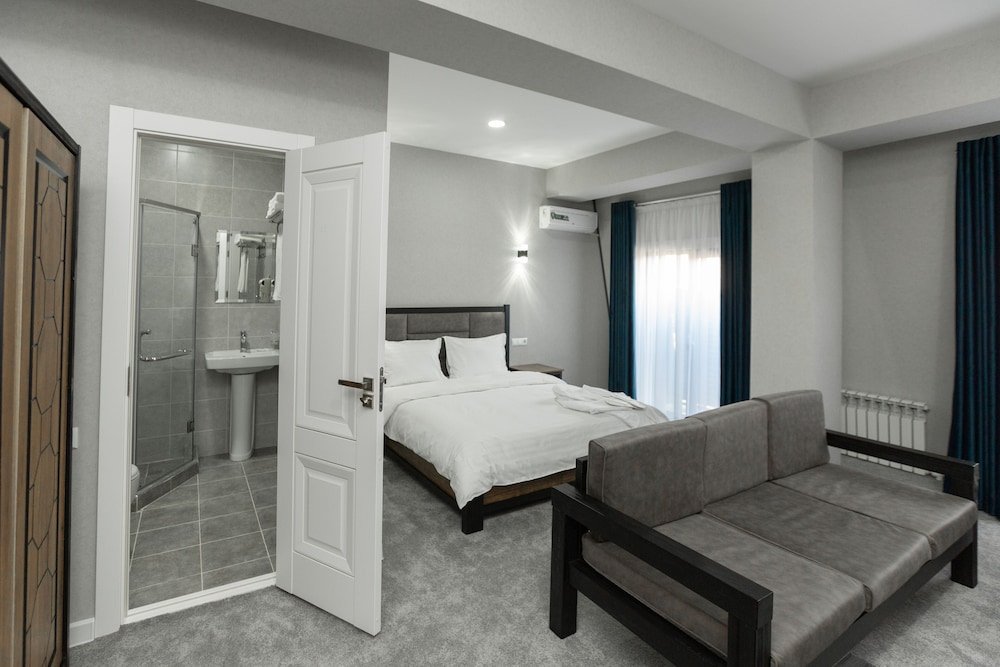 Фото Merci Hotel