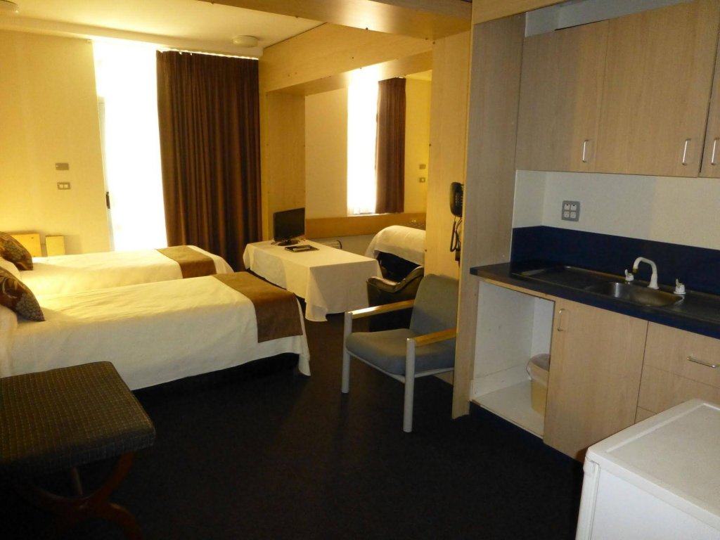 Фото Mariners Court Hotel Sydney