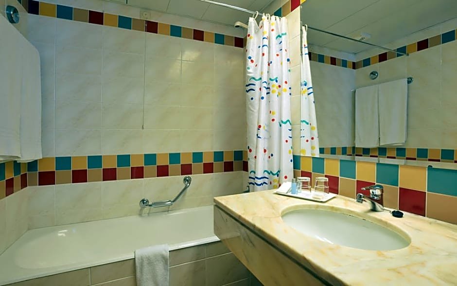 Фото Pestana Ocean Bay Resort