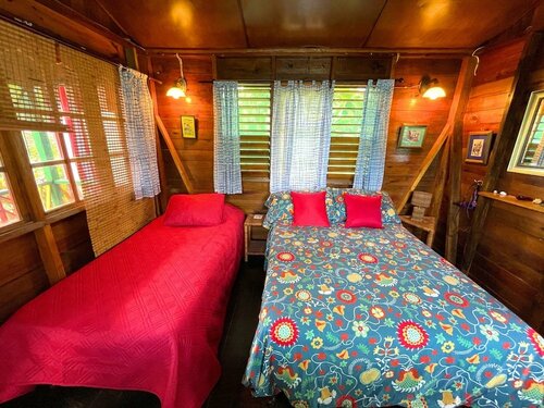Хостел The Judy House Cottages and Rooms