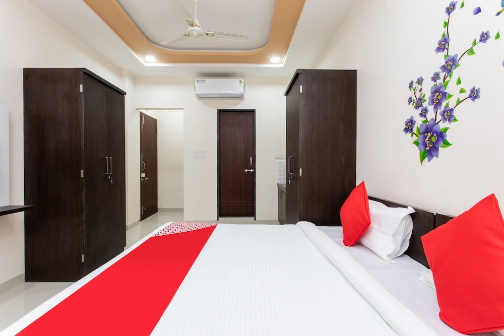 Фото Oyo 26905 Hotel Aalishan