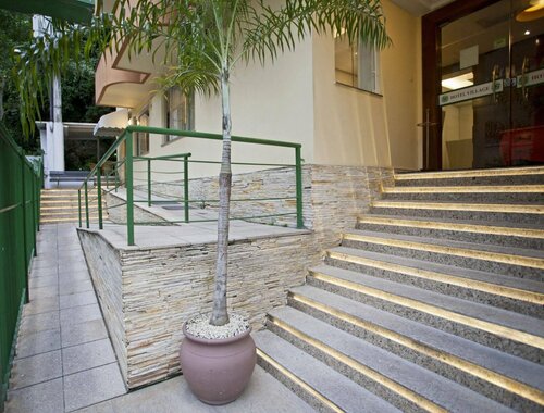 Гостиница Hotel Village Icaraí в Нитерое
