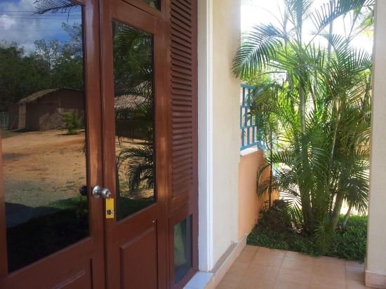 Фото The Elephant Village