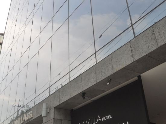 Фото Lavilla Hotel