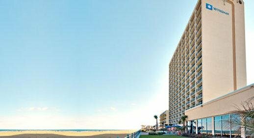 Гостиница Wyndham Virginia Beach Oceanfront в Вирджиния-Бич