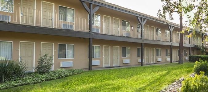 Фото Ayres Lodge Alpine