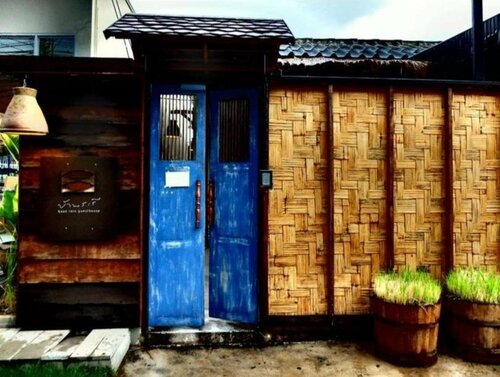 Гостиница Baan Rare Guesthouse в Удонтхани