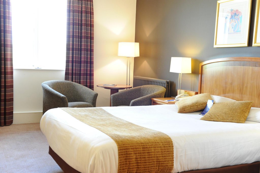 Фото DoubleTree by Hilton Stoke on Trent