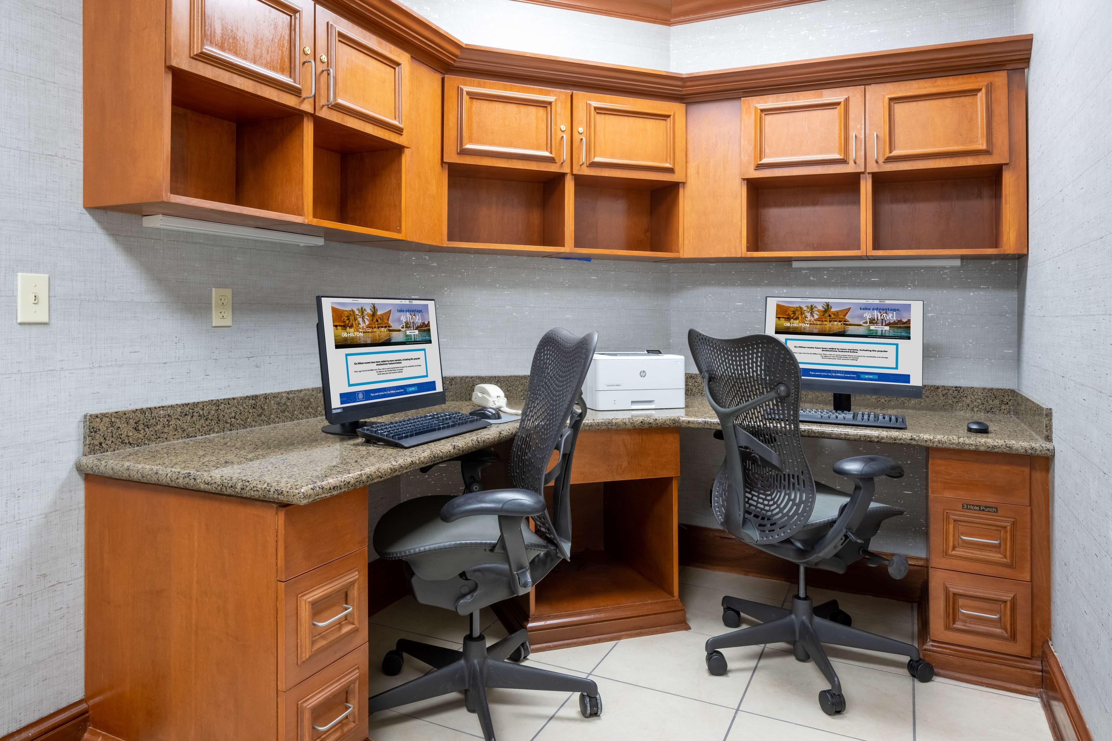 Фото Hilton Garden Inn Mystic/Groton