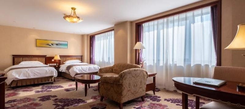 Фото Golden Ocean Hotel