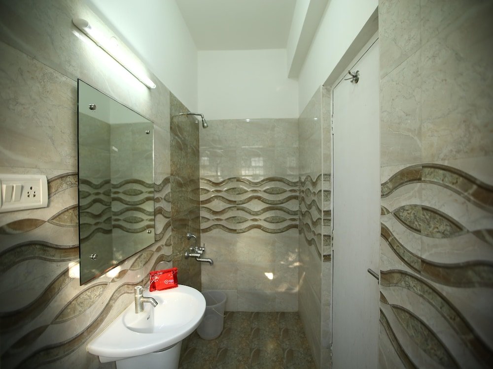 Фото Oyo 2282 Apartment Velachery