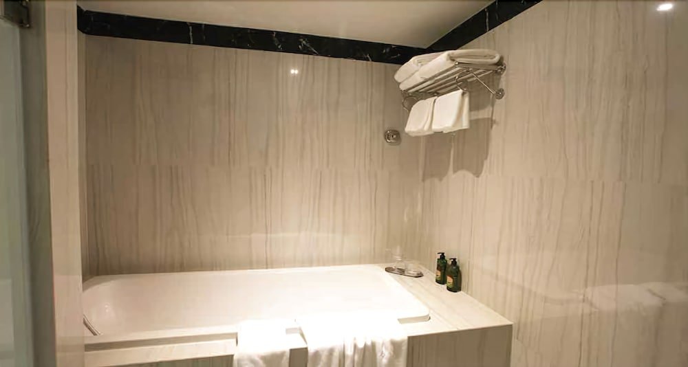 Фото Vince Hotel Pratunam