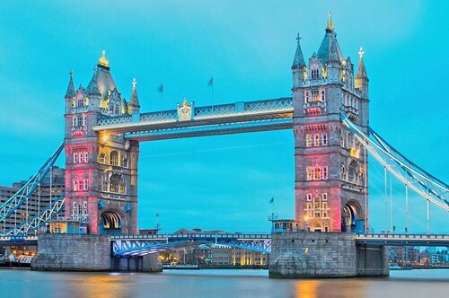 Luxury Flat with Panoramic View of Piccadilly Circus