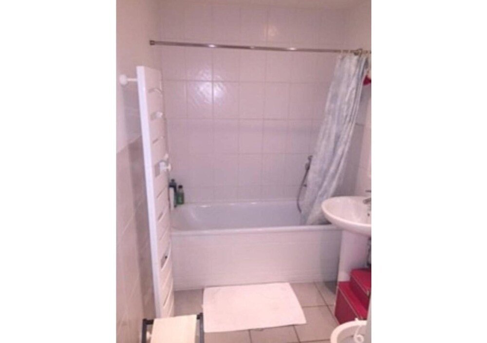 Фото Double Room & Private Bathroom