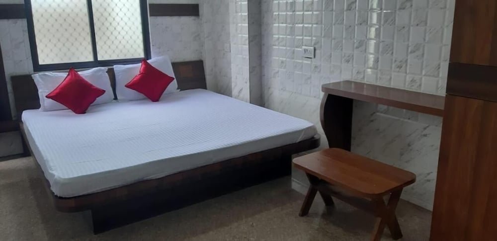 Фото Goroomgo Sea Smile Lodge Puri