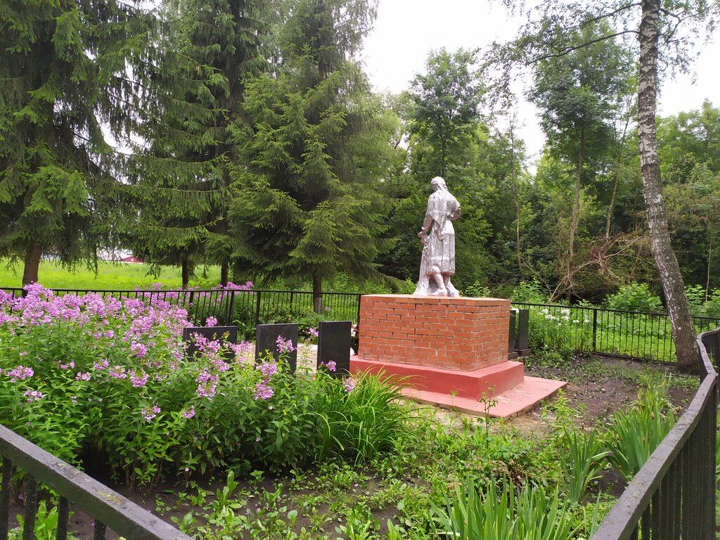 Monument, memorial Братская могила советских воинов, Oryol Oblast, photo