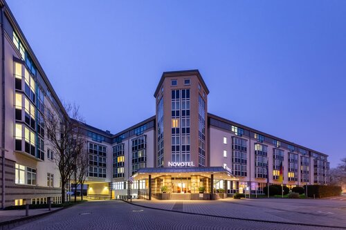 Внешний вид отеля Novotel Mainz в Майнце, фото 1