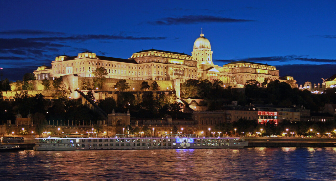 Будапешт буда
