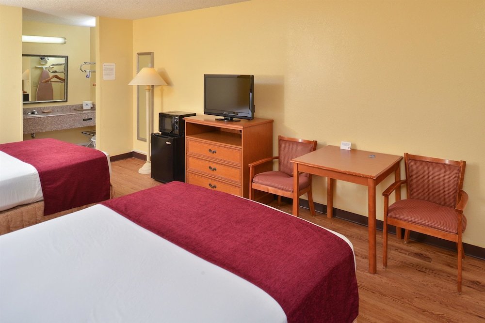 Фото Days Inn by Wyndham Boerne