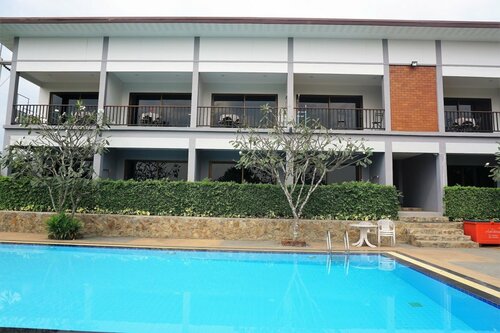 Torfhun Pantang Country Resort