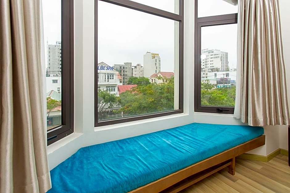 Фото Brilliant Majestic Hotel