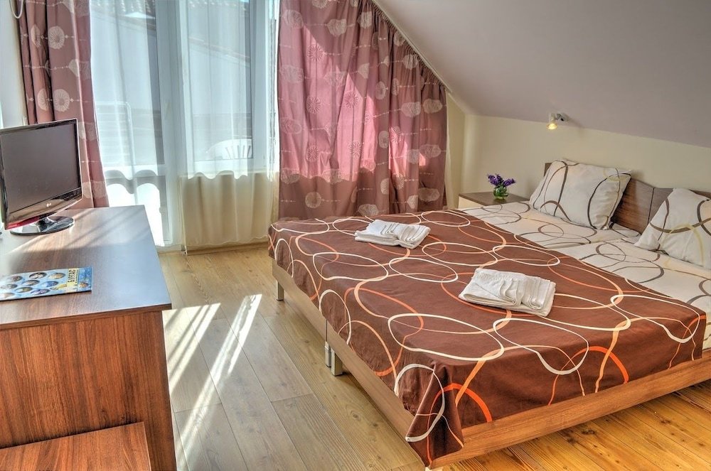 Фото Hotel Radina