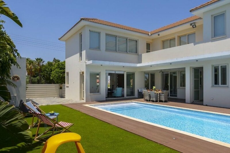 Гостиница Larnaca Villa Marisol