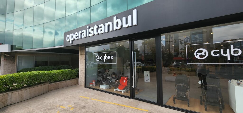 Детский магазин Operaistanbul Altunizade - Cybex & Bugaboo & Bebek Arabası & Oto Koltuğu, Ускюдар, фото