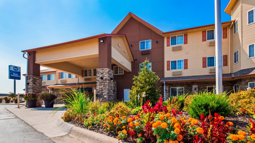 Фото Best Western Old Mill Inn