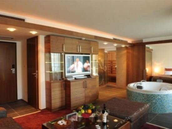 Фото Hunguest Hotel Sun Resort