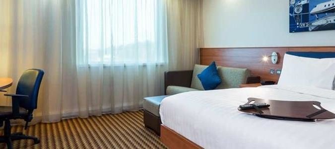 Фото Hampton by Hilton London Luton Airport