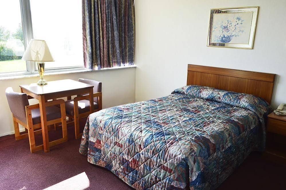 Фото Huntingdon Motor Inn