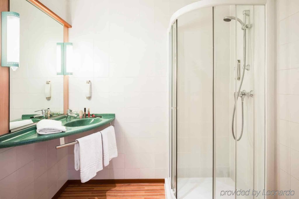 Фото Ibis Sevilla