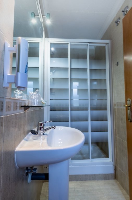 Фото Hostal Rural El Caño by Viverestays