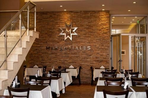 Гостиница Manantiales Hotel Casino Mercedes
