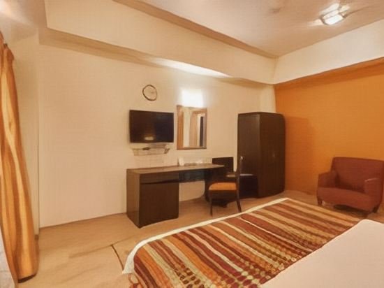 Фото Chateau Windsor Hotel