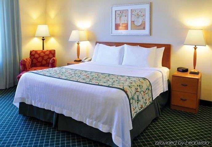 Фото Fairfield Inn & Suites by Marriott Wausau