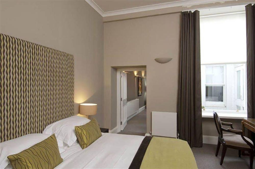 Фото The Chester Residence