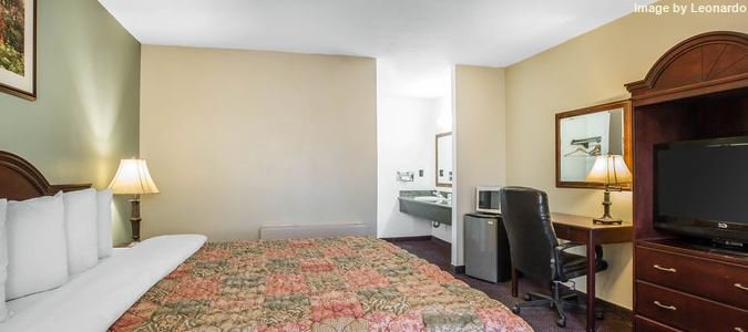 Фото Quality Inn & Suites Cameron Park Shingle Springs