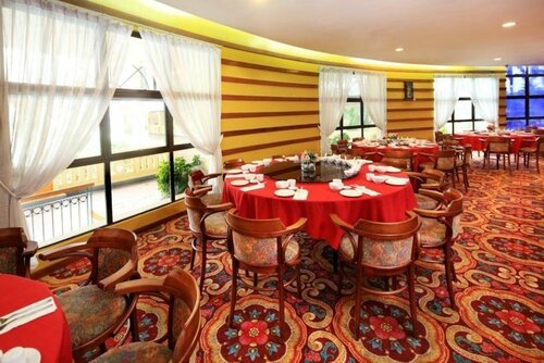 Гостиница Tanjong Puteri Golf Resort Berhad в Джохор-Бару