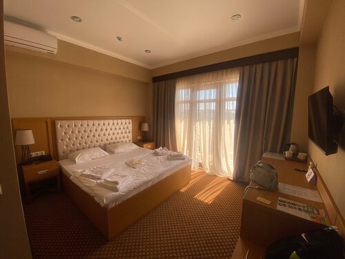 Гостиница Hotel & Suite AinLan в Сухуме