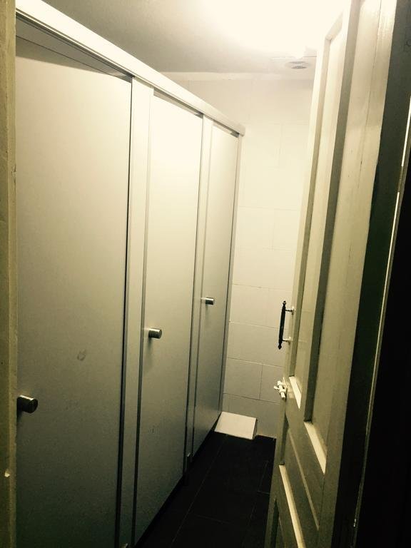 Фото Golden Snake Hostel