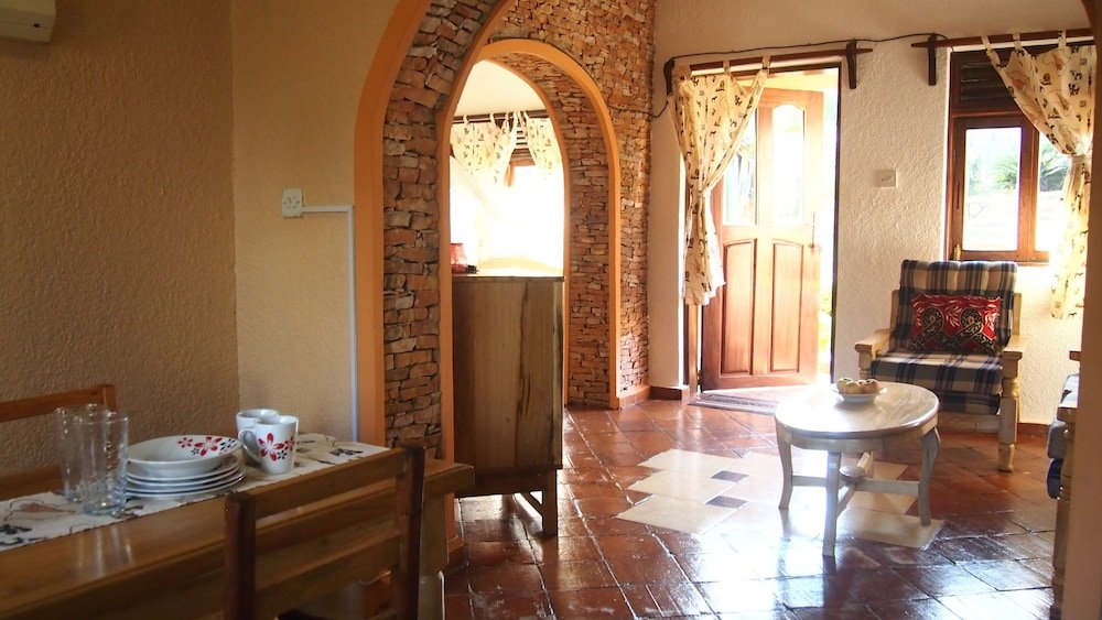 Фото Keelan Ace Villas