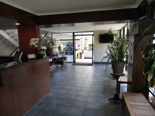 Фото Park Plaza Lodge Hotel