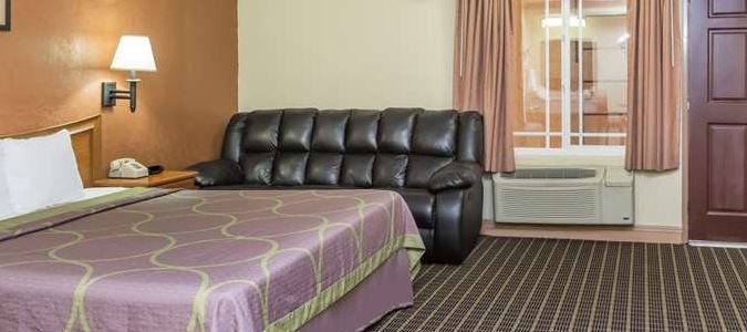 Фото Super 8 by Wyndham Azusa