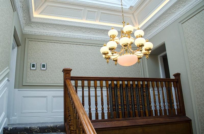 Фото The Bonham Hotel