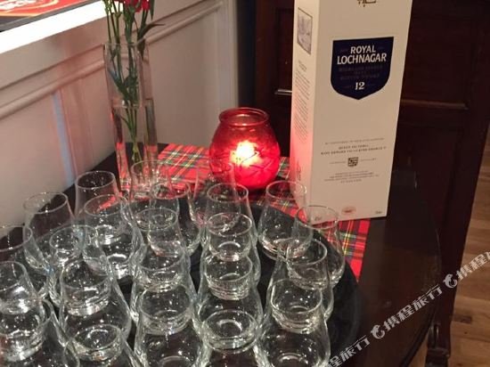 Фото The Linton Hotel