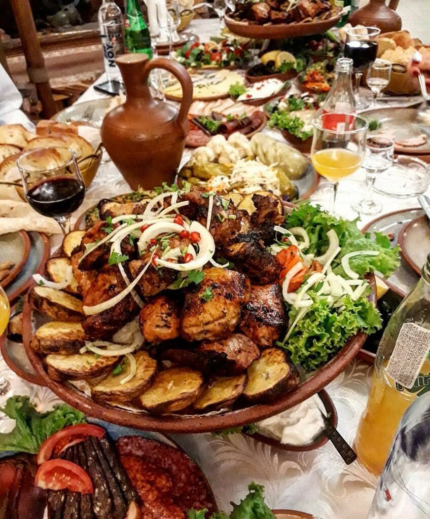 مقهى Shashlychnaya Na Zolotushke ، ، صورة